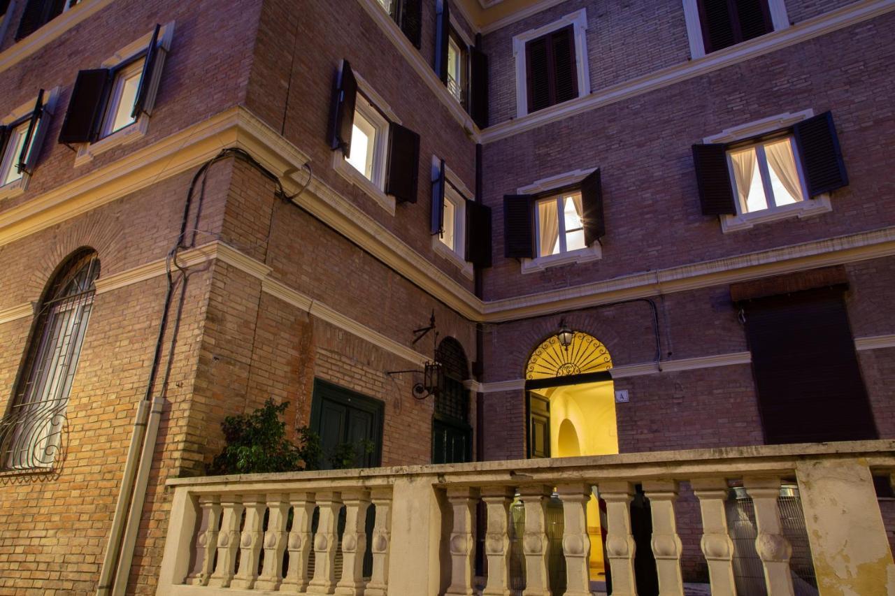Emperor'S View - Apartment In Colosseum Roma Eksteriør bilde